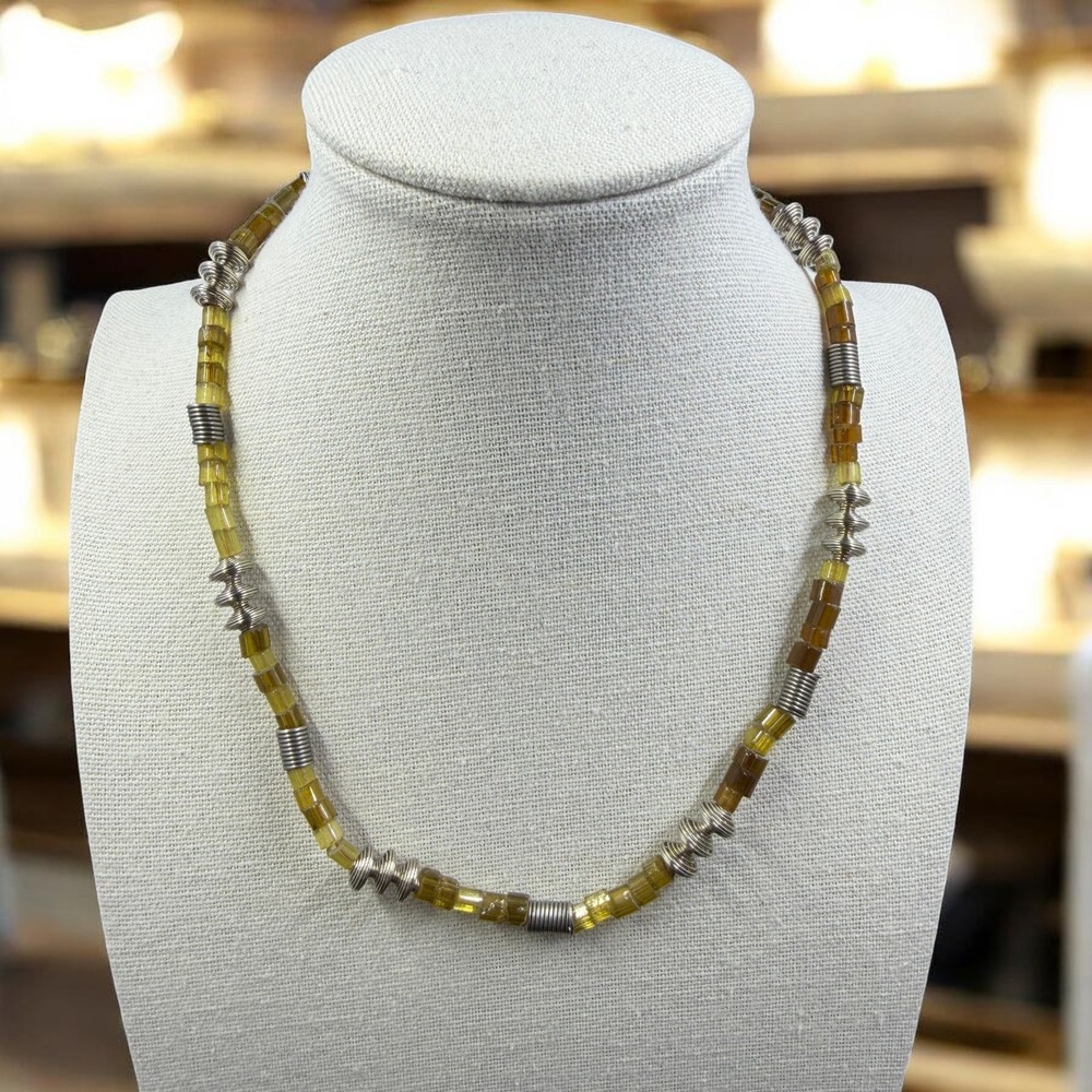 Handcrafted India Beaded Choker Olive Amber Glass Silver Tone Metal Boho 16"